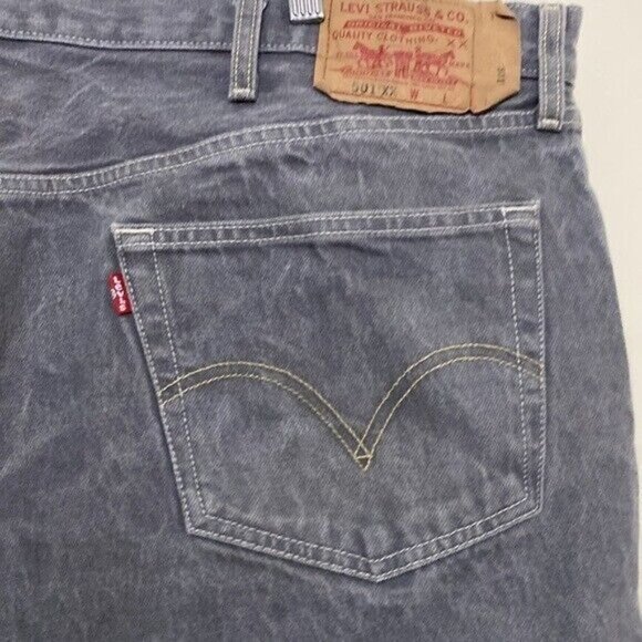 Levi’s straight legs mens Jean Gray size 48X32 vintage button fly - Picture 3 of 9